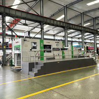 Machine automatique de découpe et de rainurage à plat pour carton ondulé, pour boîtes en carton ondulé