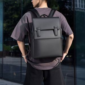 2024 Top qualité étanche luxueux en cuir PU logo personnalisé sac à dos pour ordinateur portable école sac à dos Mochila Sac a dos sac à dos - Product Image 4