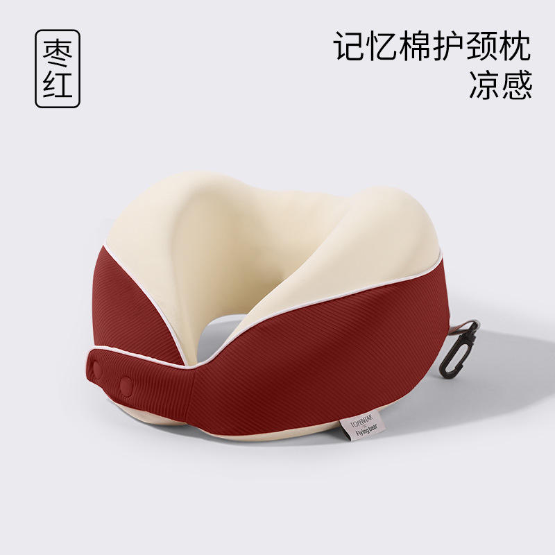 สีแดงเข้ม