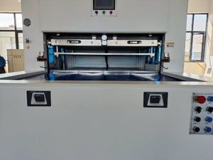 Máquina de empaquetado de prensa de corte y eliminación de papel de etiquetas de cartón para cartón completo Máquina de corte de cartón en blanco automática - Product Image 4