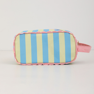 Bolsa de Cosméticos de Poliéster <span class=keywords><strong>a</strong></span> Rayas Personalizada de Moda, Bolsa de Maquillaje Portátil con Volantes y Correa para la Muñeca - Product Image 2
