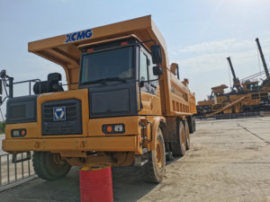 XCMG oficial de segunda mano 2021 año 65 toneladas XDR70T 6*4 camiones volquete usados volquetes para la venta - Product Image 2