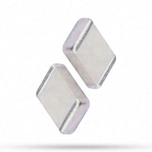 Condensateur céramique multicouche COG NPO 0.05 SMD MLCC 1812 150pF 1KV CC1812JKNPOCBN151 en stock - Product Image 1