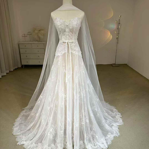 Vestido de Novia Estilo Sirena Bohemio con Apliques de Encaje, Diseño Real, Perlas y Flores Lsjj33 - Product Image 1