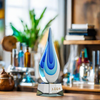 Trophée en verre Forme de goutte d'eau ColorModel Vente en gros de cristal vierge K9 Logo personnalisé Gravure laser 3D et impression couleur Sports