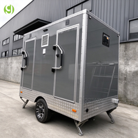 Trailer Toilet Portabel Goeasy Mobile Restroom 2 Kompartemen Pribadi Tangki Sampah untuk Proyek Konstruksi Industri