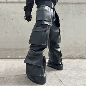 <span class=keywords><strong>Pantaloni</strong></span> in <span class=keywords><strong>Pelle</strong></span> Nera Morbida <span class=keywords><strong>con</strong></span> Logo Personalizzato, Stile Cargo Casual e Baggy, <span class=keywords><strong>Pantaloni</strong></span> da Moto in <span class=keywords><strong>Pelle</strong></span> per Uomo <span class=keywords><strong>con</strong></span> Tasche Multiple - Product Image 2