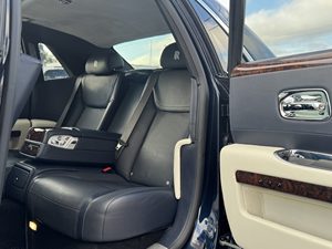 รถยนต์มือสอง โรลส์-รอยซ์ เรธ ซีรีส์ 2 ปี 2016 รถซีดานสุดหรู สีน้ำเงินมิดไนท์แซฟไฟร์ เบาะหนังครบชุด พวงมาลัยซ้าย - Product Image 6