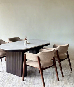 Table à manger ovale moderne, plateau en marbre, base en bois cannelé, mobilier minimaliste pour salle à manger, maison - Product Image 3