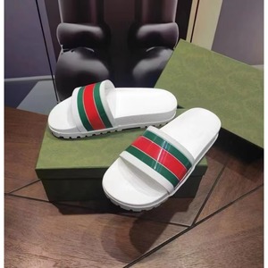 Sandalias de Plástico Personalizadas de Lujo para Hombre y Mujer, Diseño de Moda, Impermeables, Venta al por Mayor 2026 - Product Image 2