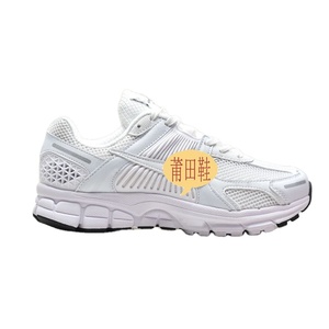 รองเท้าวิ่ง Air Zoom Vomero 5 'Peak White Metallic Silver' รุ่นปี 2026 สำหรับผู้ชายและผู้หญิง ดีไซน์เนอร์แบรนด์ดัง ระบายอากาศได้ดีด้วยผ้าตาข่าย - Product Image 3