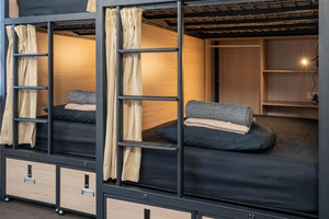 Hot Selling Sleeping Box With <b>Curtain</b> for Hotel Youth Hostel Steel Capsule Bunk Bed Double Decker Space Bed Furniture - Product Image 4