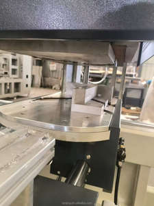 Joint <span class=keywords><strong>de</strong></span> bouchon en <span class=keywords><strong>PVC</strong></span> et poinçonneuse <span class=keywords><strong>de</strong></span> verrouillage pour UPVC et machines <span class=keywords><strong>de</strong></span> porte <span class=keywords><strong>de</strong></span> fenêtre en aluminium - Product Image 2