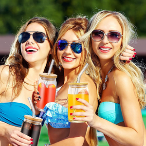 Vente en gros de canettes à bière en verre esthétiques de 16 oz avec couvercle en bambou et pailles, logo personnalisé pour les gobelets à café glacé et à thé - Product Image 5