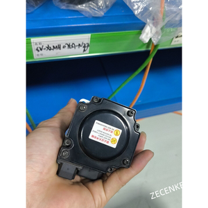 ใหม่ HCFA <span class=keywords><strong>CCM</strong></span> SV-X2MH040A-N2LA 220-240v 2.1A เซอร์โวมอเตอร์ - Product Image 3