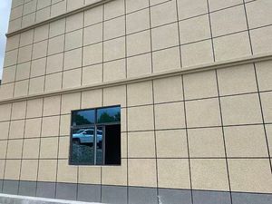 QYM Acrylic Exterior Wall Lining Liquid Coating High Adhesion <b>Brush</b> Application - Product Image 6