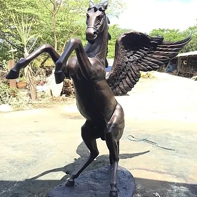 Customized Large Garden Metal Craft Animal horse statue Bronze Pegasus Sculpture for garden decoration