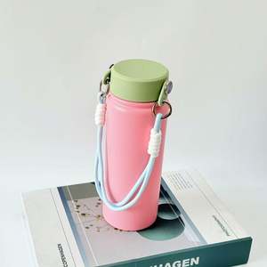 Bouteille d'eau isotherme en acier inoxydable avec paille et manchon en silicone, isolation thermique de 12 à 24 heures, écologique - Product Image 4