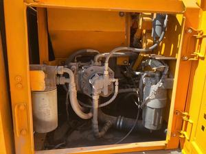 Excavatrice d'occasion SANY SY135C 13 tonnes, pelle hydraulique sur chenilles d'occasion SY95C SY155C en stock pour la vente et la livraison mondiales - Product Image 6