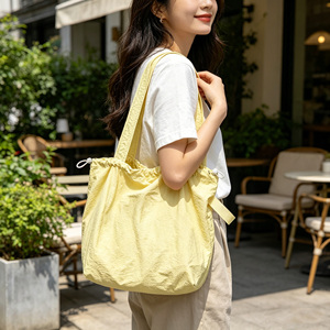 Sacs fourre-tout en nylon Gahumi avec logo personnalisé, couleur unie, sac à bandoulière tendance avec cordon de serrage, lot pour femmes - Product Image 2