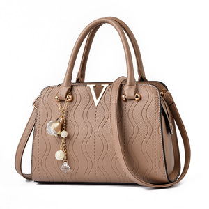 Newest Fashion PU Leather Fashion Ladies Shoulder <b>Bag</b> Large Capacity Elegant Luxury Handbag for Women - Product Image 4