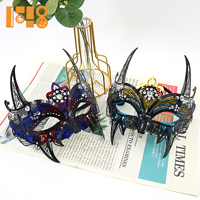 Masque de fête tendance en PVC peint et orné de strass métalliques, roi démon, fête dansante d'amitié en plusieurs couleurs, vente en gros