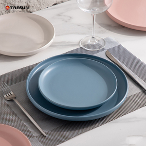 Set <span class=keywords><strong>di</strong></span> Piatti in Ceramica Rosa Opaco Creativo da 10,5 e 8 Pollici, Piatti Multicolore in Gres per Regali Aziendali, Produzione Cinese - Product Image 4