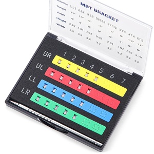 Supports orthodontiques <span class=keywords><strong>en</strong></span> <span class=keywords><strong>céramique</strong></span> autoligaturants AZDENT Dental SL Clear Roth 022 Mbt 022 - Product Image 3