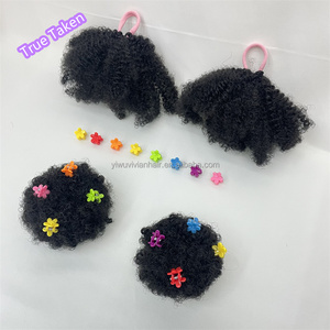 Vivian Lot de deux chignons <span class=keywords><strong>afro</strong></span> Marley Kinky avec élastique et pinces à fleurs sans cordon de serrage pour filles et enfants - Product Image 2