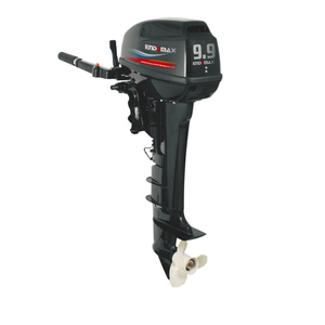 Moteurs de bateau à essence 9,9 CV à 2 temps à démarrage manuel avec système de direction facile - Product Image 2