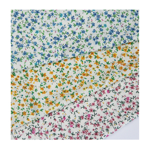 Tela Popelina Tejida Personalizada al por Mayor, Ecológica, Transpirable, Lisa, de Peso Medio, con Estampado Floral, para <span class=keywords><strong>Prendas</strong></span> de Mujer y Niña - Product Image 1