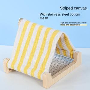 Filet de fond de perroquet Triangle écologique abri pour oiseaux en bois pivoine nid d'oiseau avec habitat de soulagement des morsures pour l'atténuation de l'ennui - Product Image 2