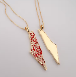 Mappa della Palestine in colore rosso croce motivo gioielli in 2024 - Product Image 4