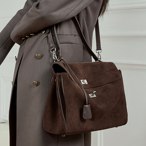Sac à bandoulière en daim pour femme Rodeo, style vintage, grande capacité, sac à main à sangle unique, toutes saisons, fermeture à rabat - Product Image 4