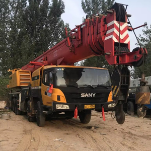 Grúa sobre Camión Sany ZTC900 Usada Certificada de 90 Toneladas, Todoterreno, con Motor de Elevación Móvil - Product Image 1