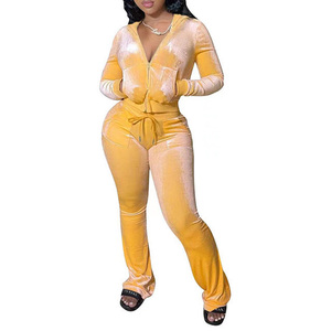 Ensemble de survêtement en <span class=keywords><strong>velours</strong></span> pour <span class=keywords><strong>femme</strong></span>, 2 pièces, à manches longues, avec capuche et <span class=keywords><strong>pantalon</strong></span> évasé, vente en gros - Product Image 2