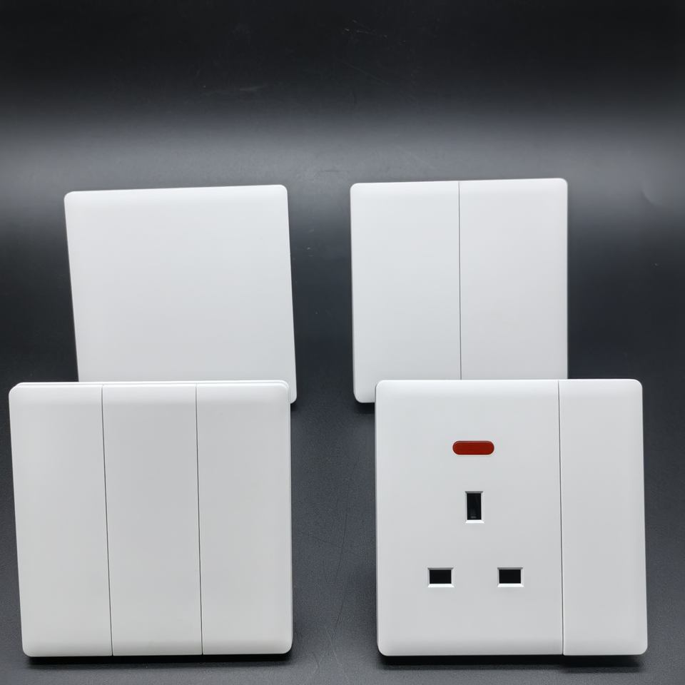UK Standard New Design Super-thin Switches and Sockets 13A Electrical Wall Socket With Neon