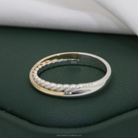 Bague torsadée en or jaune 14 carats, rehaussez votre style quotidien, bague unisexe, s'accorde parfaitement avec toutes les tenues