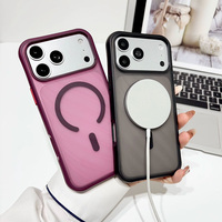 Coque de téléphone mobile fabriquée en Chine, MOQ 500, pour iPhone 18 Pro Max, finition mate, étui de luxe, best-seller pour 18 Pro Max 17, étui magnétique de luxe.