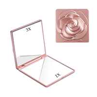 Miroir de maquillage personnalisé à double face doré en forme de rose portable avec grossissement 3x et design pliable