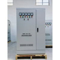 Régulateur de tension automatique SBW3-200KVA Stabilisateurs de compensation statique à courant alternatif Gamme 300V-450V-380V Pilier de cuivre AVR triphasé