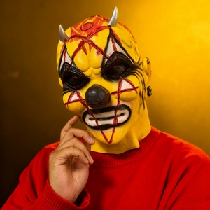 Masque de démon clown en latex pour Halloween - Crâne à pointes, veines sanguines, nez noir, visage souriant, surface rugueuse, masque intégral - Product Image 3