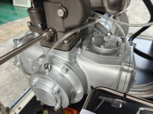 Compresseur à vis sans huile Rttw 75hp 55kw, zéro contamination par huile, 9.0-10.0m3/min, 8bar, moteur silencieux - Product Image 5