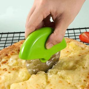Roulette à pizza en acier inoxydable de qualité alimentaire, très vendue, durable, tranchante, facile à nettoyer, logo personnalisable pour la cuisine domestique - Product Image 3