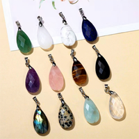 Pendentif en pierres précieuses personnalisées fermoir en argent mélange naturel cristal de quartz goutte d'eau pierre à facettes pendentifs sculptés à vendre