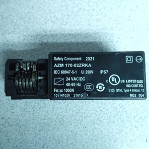 AZM 170SK-11/02ZRKA 24VAC/DC Verrouillage de sécurité à solénoïde à clé, interrupteur de sécurité, boîtier thermique 1NO/3NC, connexion par vis - Product Image 6