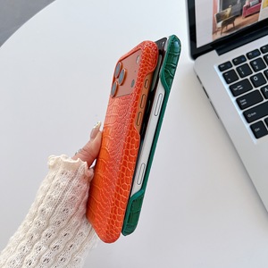 Coque de protection rigide antichoc effet crocodile en cuir synthétique verni brillant pour iPhone 17 16 Pro Max - Product Image 3
