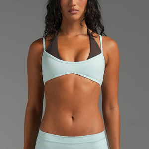 Top Deportivo de Compresión con Doble Capa y Transpirable, que Absorbe la Humedad, con Cintura Plegable y Pantalones Cortos - Product Image 1