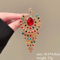 Broche de luxe en cristal et perles, broches personnalisées en forme de fleur dorée, broche feuille de haute qualité pour femme, cadeau