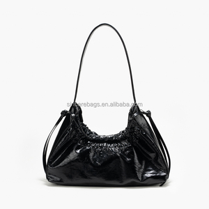 Nuevo Bolso de Hombro de Diseñador de Moda 2026 al por Mayor, Bolso Hobo con Correa Ajustable, de Cuero PU Sintético Suave y Cuero Genuino, Ideal para Fiestas - Product Image 2
